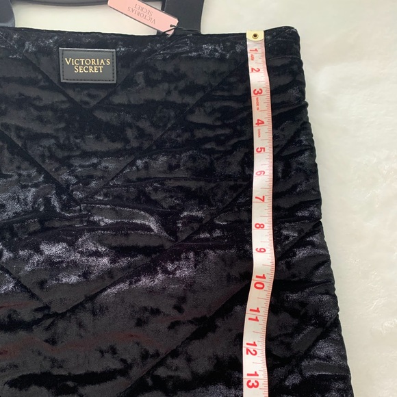 Victoria Secret Black Velvet Mini Tote Brand New - Picture 5 of 6